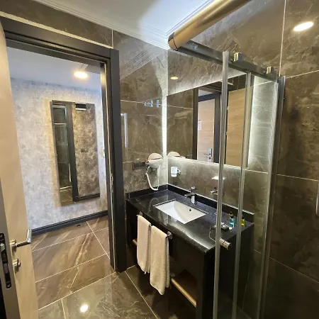Avni Bey 3* Arakli